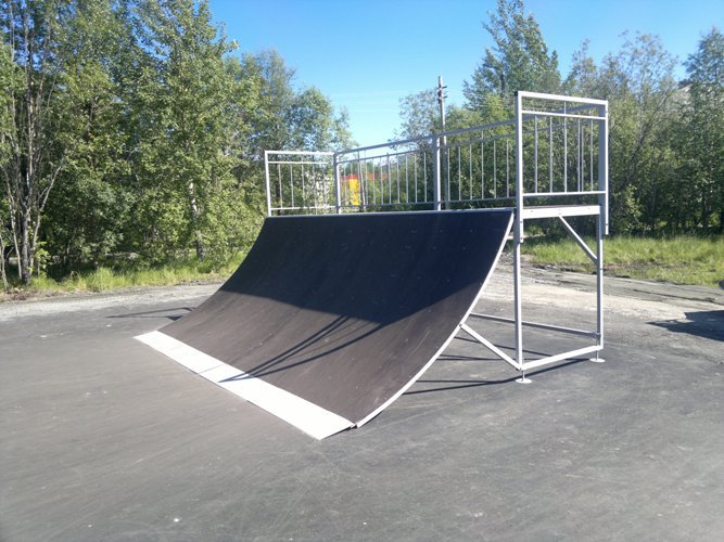 Скейт-парк в г.Мончегорск, Мурманская обл.