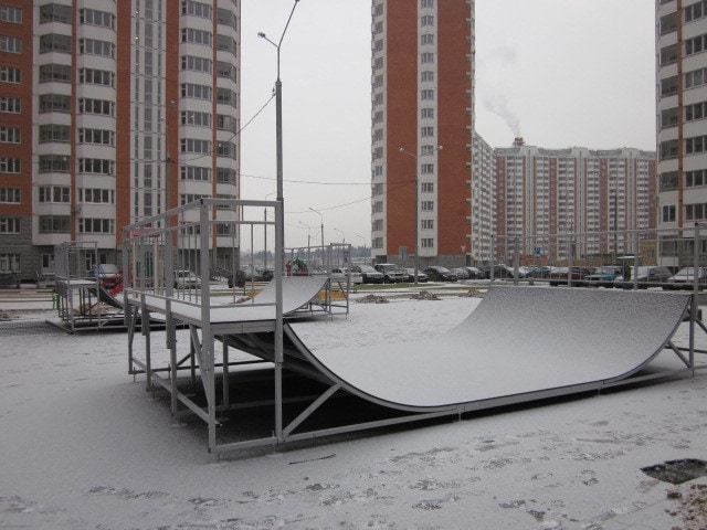 Скейт-парк в г. Лобня, МО
